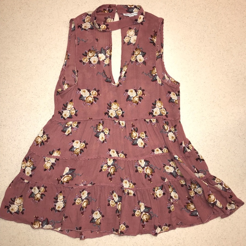 🌴3/$20 American Eagle Floral Print High Ne…